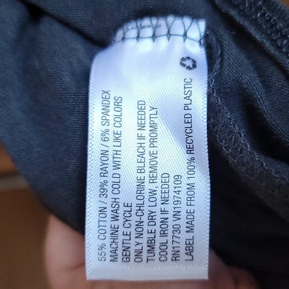 Mossimo Supply Co. Crop Top - SZ L - Picture 6 of 6